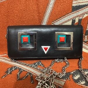 FENDI ❤️🌟 HYPNOTEYES LEATHER WOC W/ UNBRANDED CHAIN ⭐️